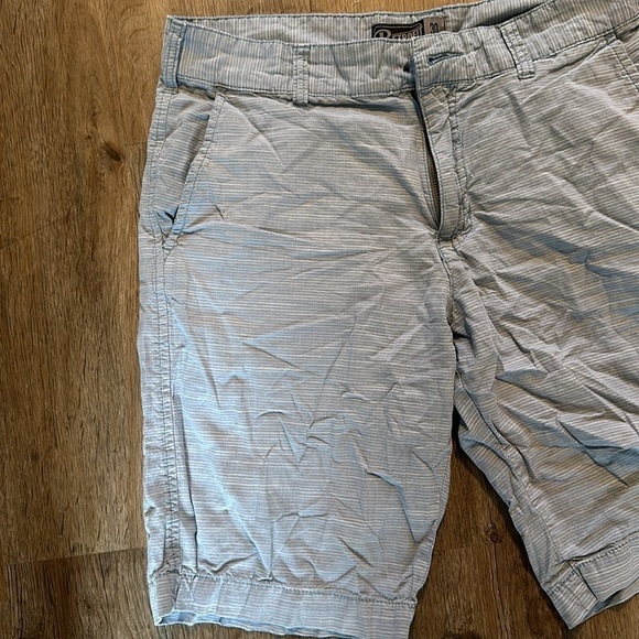 RETROFIT SHORTS SIZE(30) - Picture 2 of 6